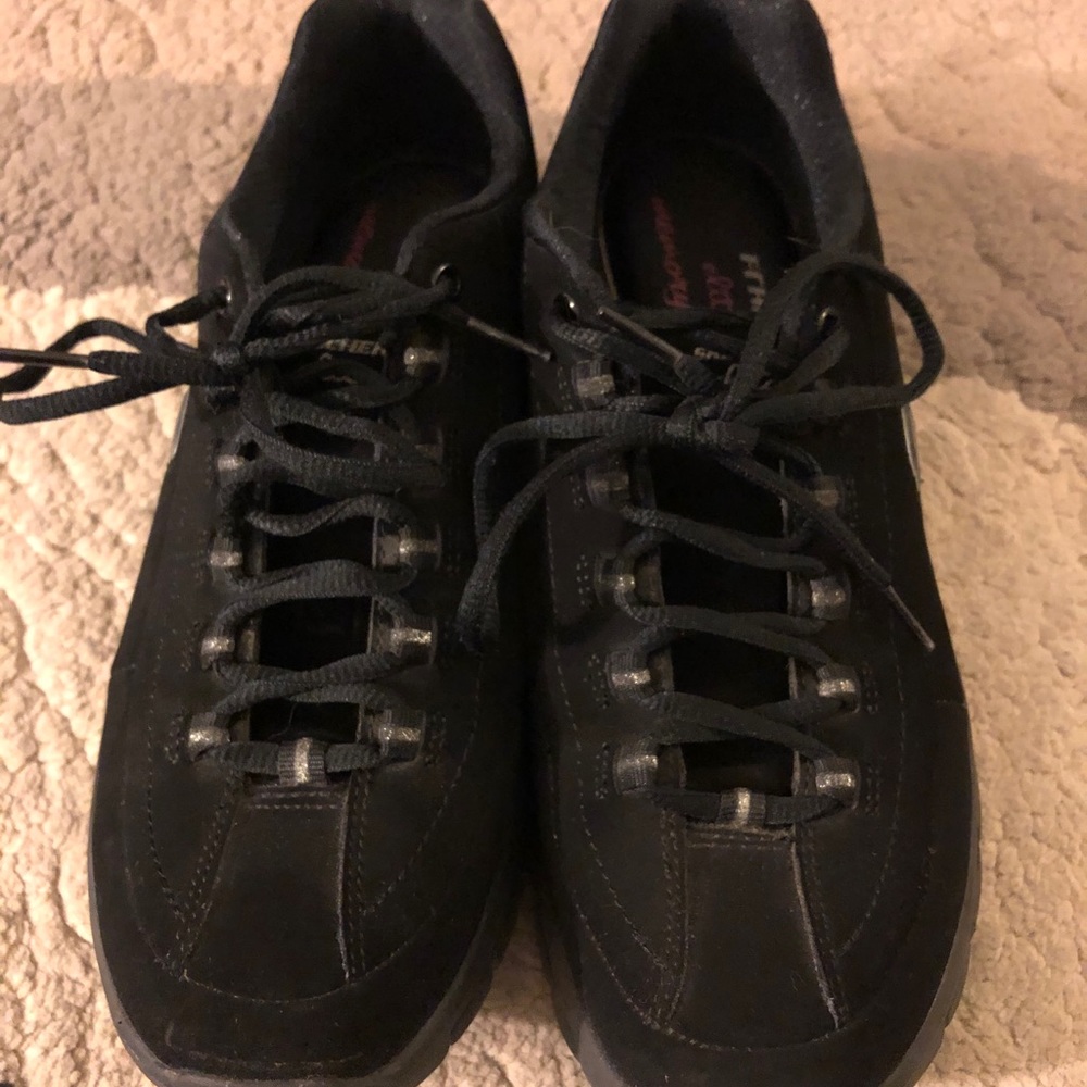 Sketchers black shoes size 10